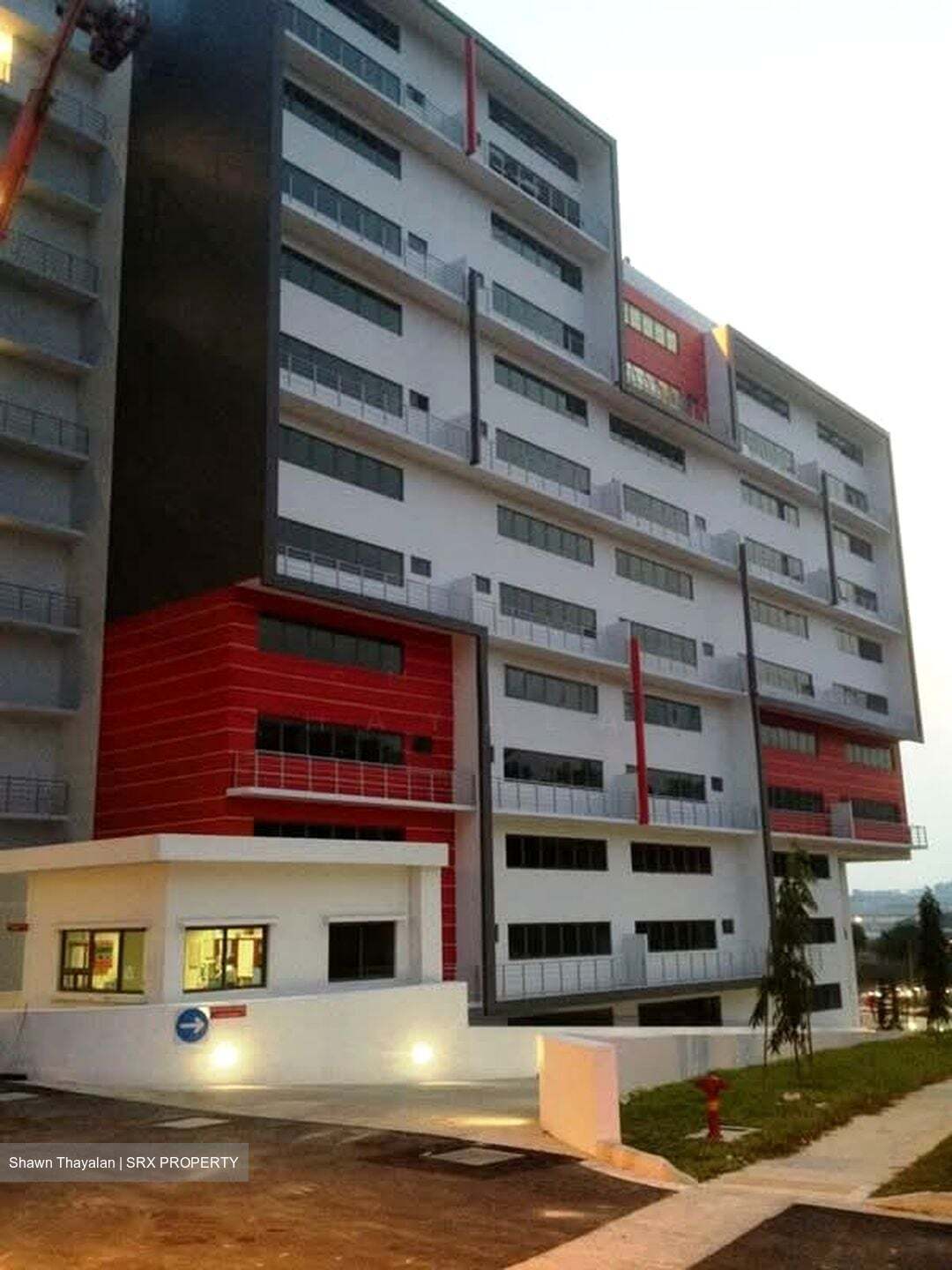 Premier @ Kaki Bukit (D14), Factory #537374031